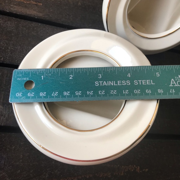 Lenox Ivory Fine China 5” Round Picture Frame Gold Trim - Picture 9 of 11